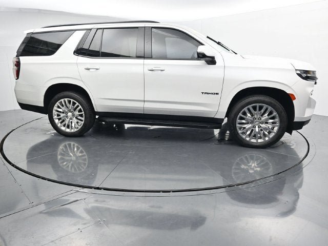Used 2024 Chevrolet Tahoe RST w/ Luxury Package AWD/4WD image 12