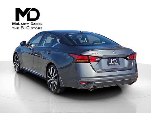 Used 2019 Nissan Altima 2.5 SR w/ SR Premium Package image 4