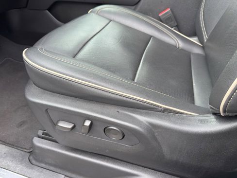 Certified 2024 GMC Yukon SLT image 8