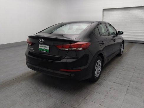 Used 2018 Hyundai Elantra SE FWD image 9