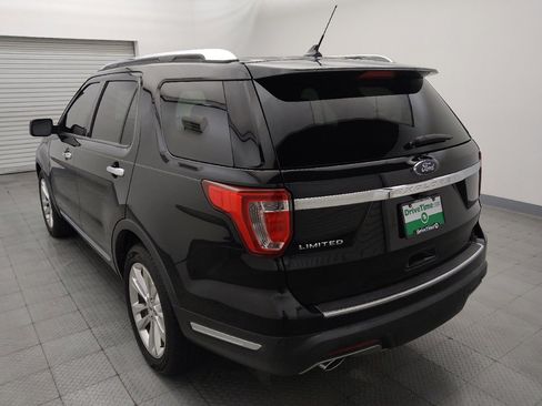 Used 2019 Ford Explorer Limited w/ Ford Safe & Smart Package FWD image 5