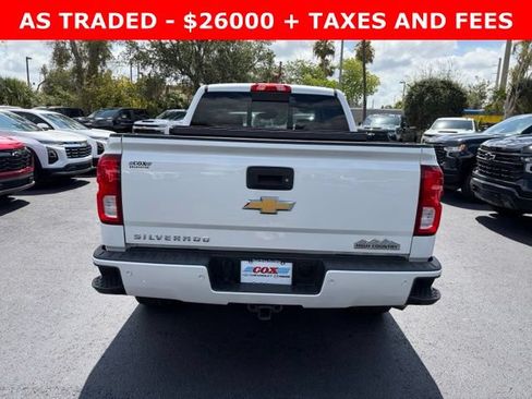 Used 2018 Chevrolet Silverado 1500 High Country RWD image 5