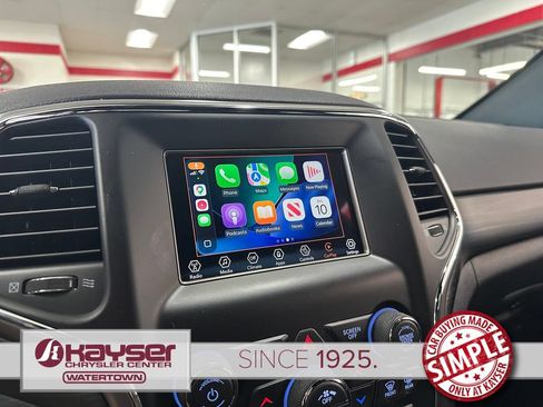 Used 2021 Jeep Grand Cherokee Freedom Edition AWD/4WD image 24