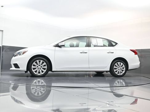 Used 2018 Nissan Sentra S FWD image 26
