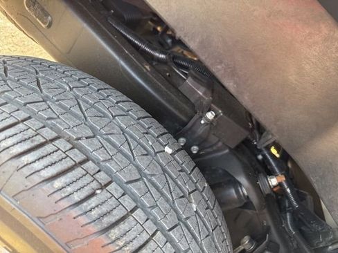 Used 2024 Toyota Tacoma SR5 RWD image 18