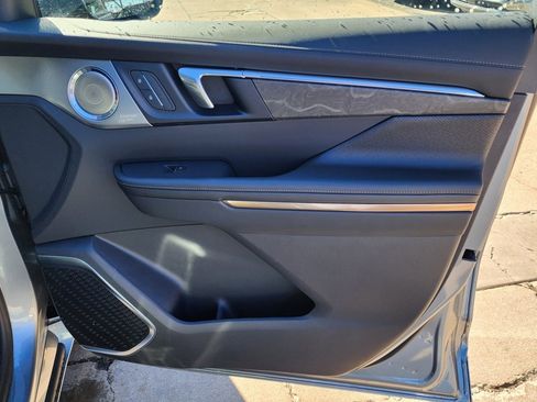 New 2026 Buick Enclave Avenir image 39