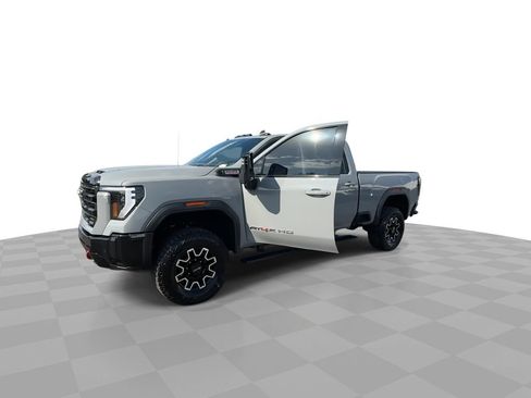Certified 2025 GMC Sierra 2500 AT4X AWD/4WD image 4