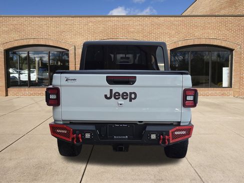Used 2022 Jeep Gladiator Rubicon w/ Cold Weather Group image 4