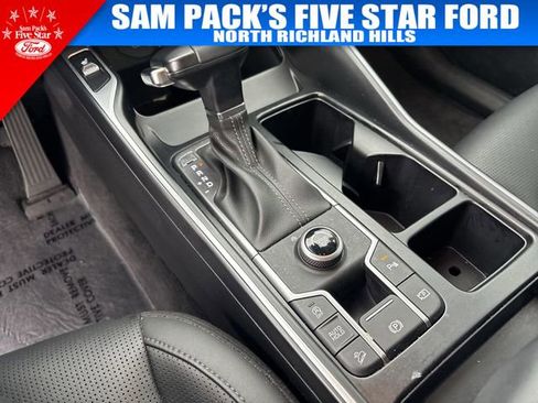 Used 2025 Kia Sorento S image 29