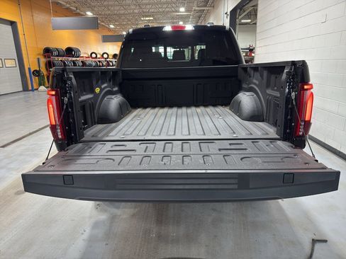 Used 2024 Ford F150 Lariat image 22