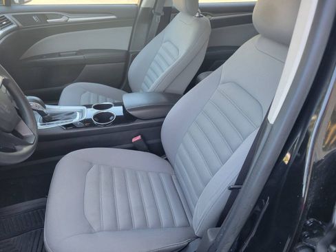 Used 2014 Ford Fusion S FWD image 5
