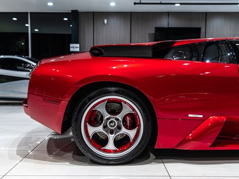 Used 2003 Lamborghini Murcielago Coupe image 52