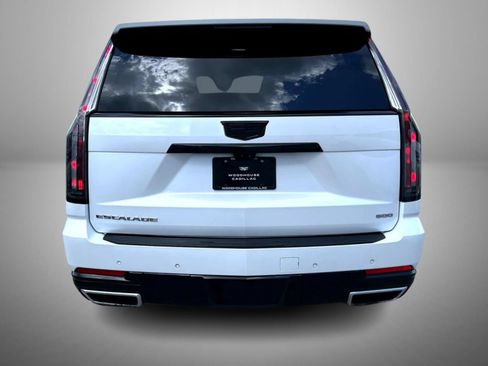 Certified 2025 Cadillac Escalade ESV Premium Luxury w/ Touring Package AWD/4WD image 6