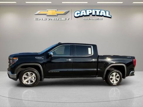 Used 2025 GMC Sierra 1500 SLT AWD/4WD image 2