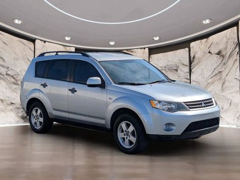Used 2007 Mitsubishi Outlander LS AWD/4WD image 16