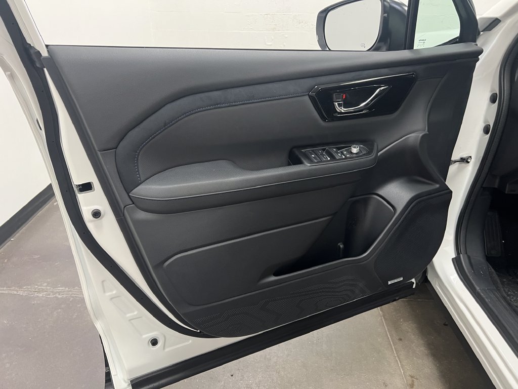 New 2026 Subaru Forester Touring AWD/4WD image 10