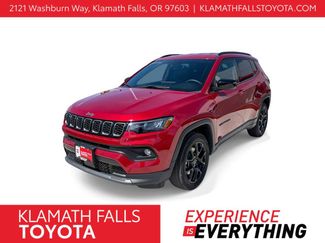 Used 2025 Jeep Compass Latitude w/ Altitude Special Edition AWD/4WD video 1