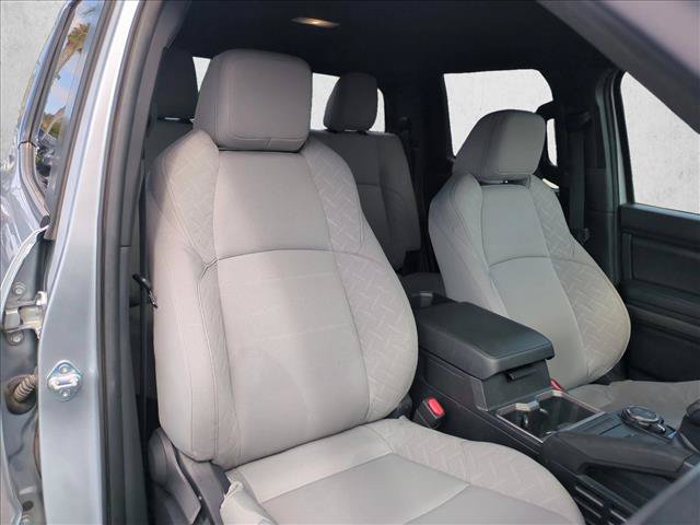 Used 2025 Toyota Tacoma SR5 AWD/4WD image 19