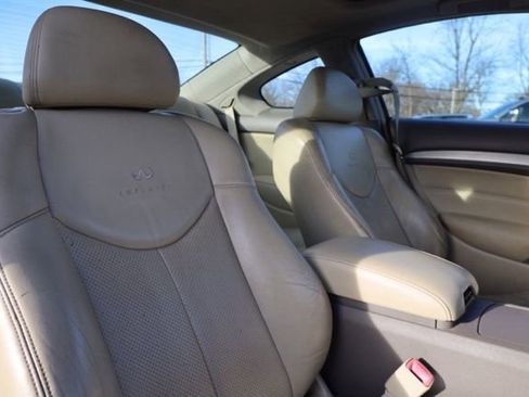 Used 2009 INFINITI G37 x w/ Premium Pkg image 31