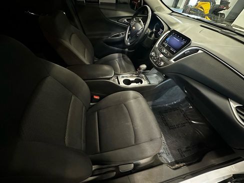 Used 2021 Chevrolet Malibu RS FWD image 16