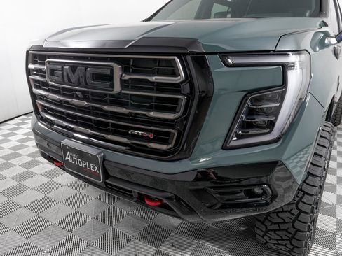 Used 2025 GMC Yukon XL AT4 Ultimate image 35