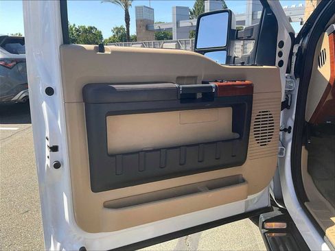 Used 2016 Ford F350 King Ranch RWD image 24