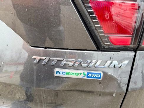Used 2017 Ford Escape Titanium AWD/4WD image 8
