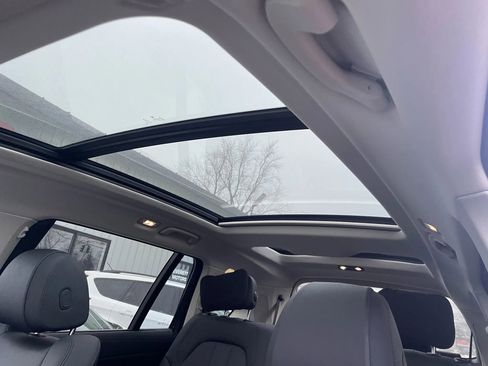 Used 2021 BMW X7 xDrive40i w/ Premium Package image 18