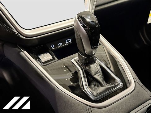 Certified 2025 Subaru Outback Premium image 16