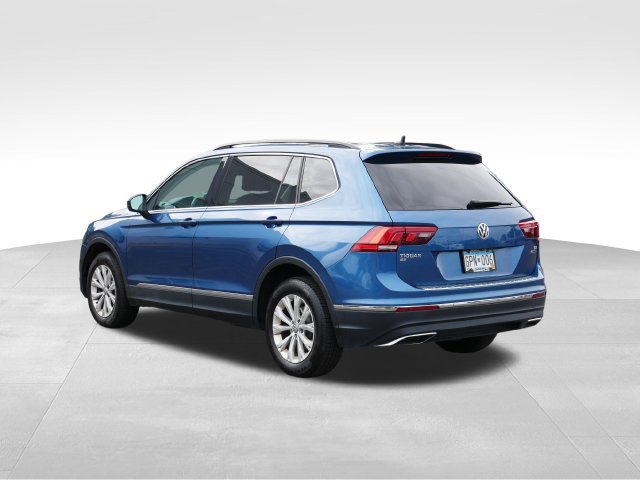 Used 2018 Volkswagen Tiguan SE w/ Panoramic Sunroof Package AWD/4WD image 5