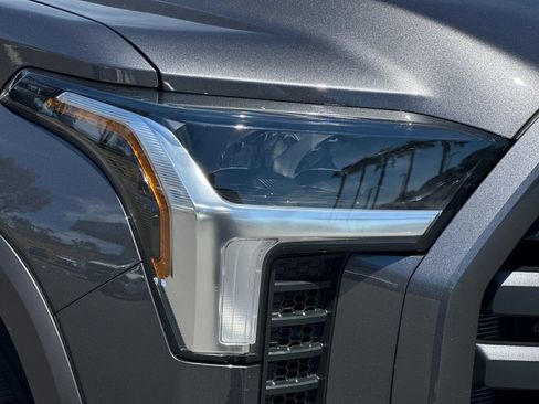 New 2026 Toyota Tundra SR5 w/ SR5 Convenience Package RWD image 30