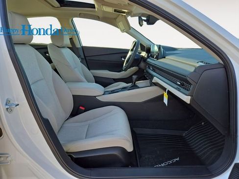 New 2025 Honda Accord SE image 34
