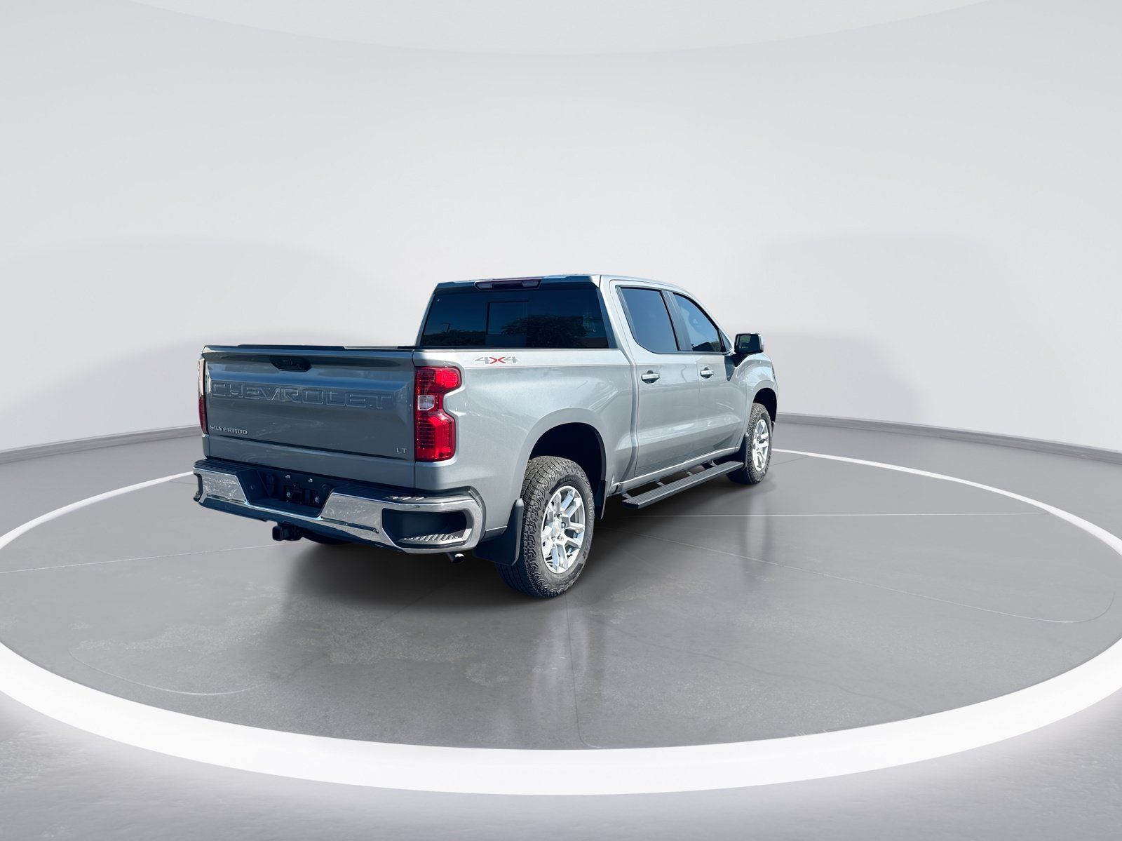 Used 2026 Chevrolet Silverado 1500 LT w/ Convenience Package II AWD/4WD image 9