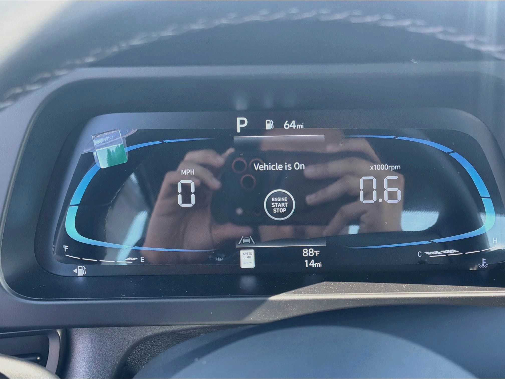 New 2026 Hyundai Elantra SEL Sport FWD image 9