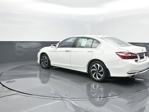 Used 2017 Honda Accord EX-L image 12