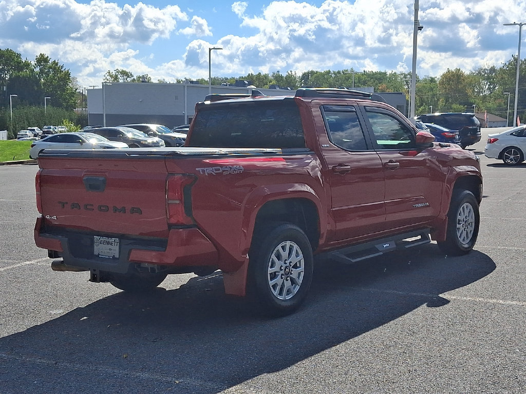 Certified 2025 Toyota Tacoma SR5 AWD/4WD image 4