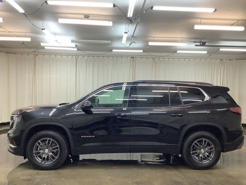 Used 2025 GMC Acadia Elevation FWD image 9