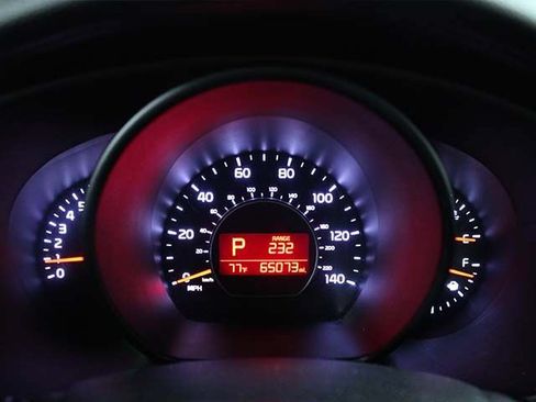 Used 2015 Kia Soul FWD image 10