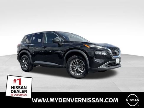 Used 2021 Nissan Rogue S image 1