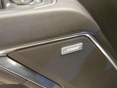 Used 2022 GMC Sierra 1500 SLT w/ SLT Convenience Package image 17