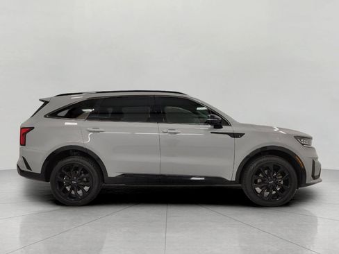 Used 2023 Kia Sorento SX AWD/4WD image 12