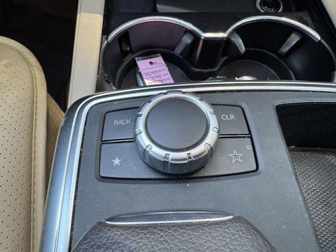 Used 2013 Mercedes-Benz ML 350 4MATIC image 25