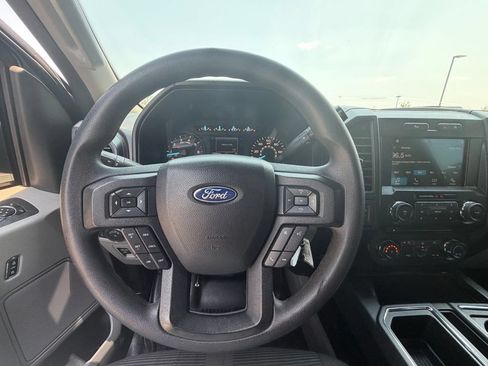 Used 2018 Ford F150 XL w/ Equipment Group 101A Mid AWD/4WD image 16
