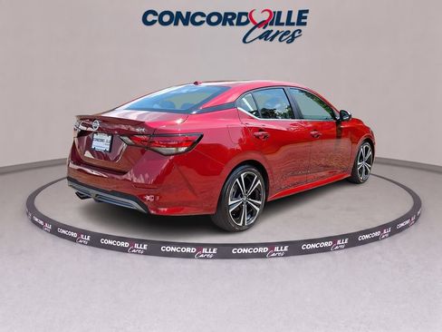 Certified 2023 Nissan Sentra SR w/ SR Premium Package FWD image 7