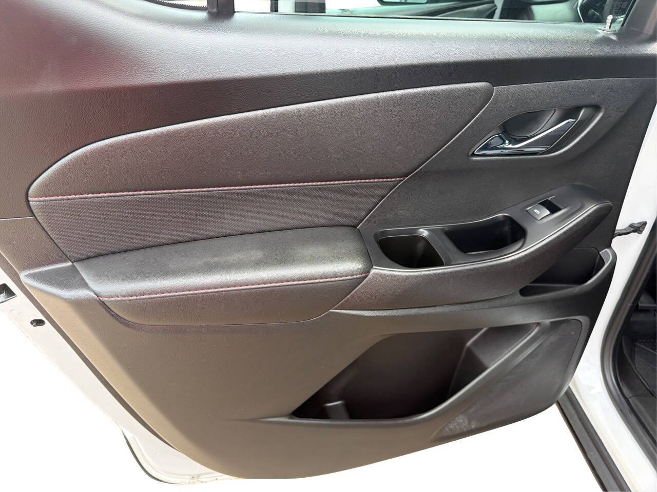 Used 2023 Chevrolet Traverse RS w/ LPO, Floor Liner Package AWD/4WD image 21
