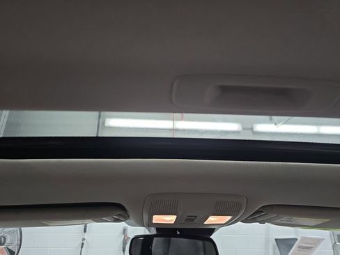 Used 2021 MAZDA CX-9 Touring w/ Touring Premium Package image 15