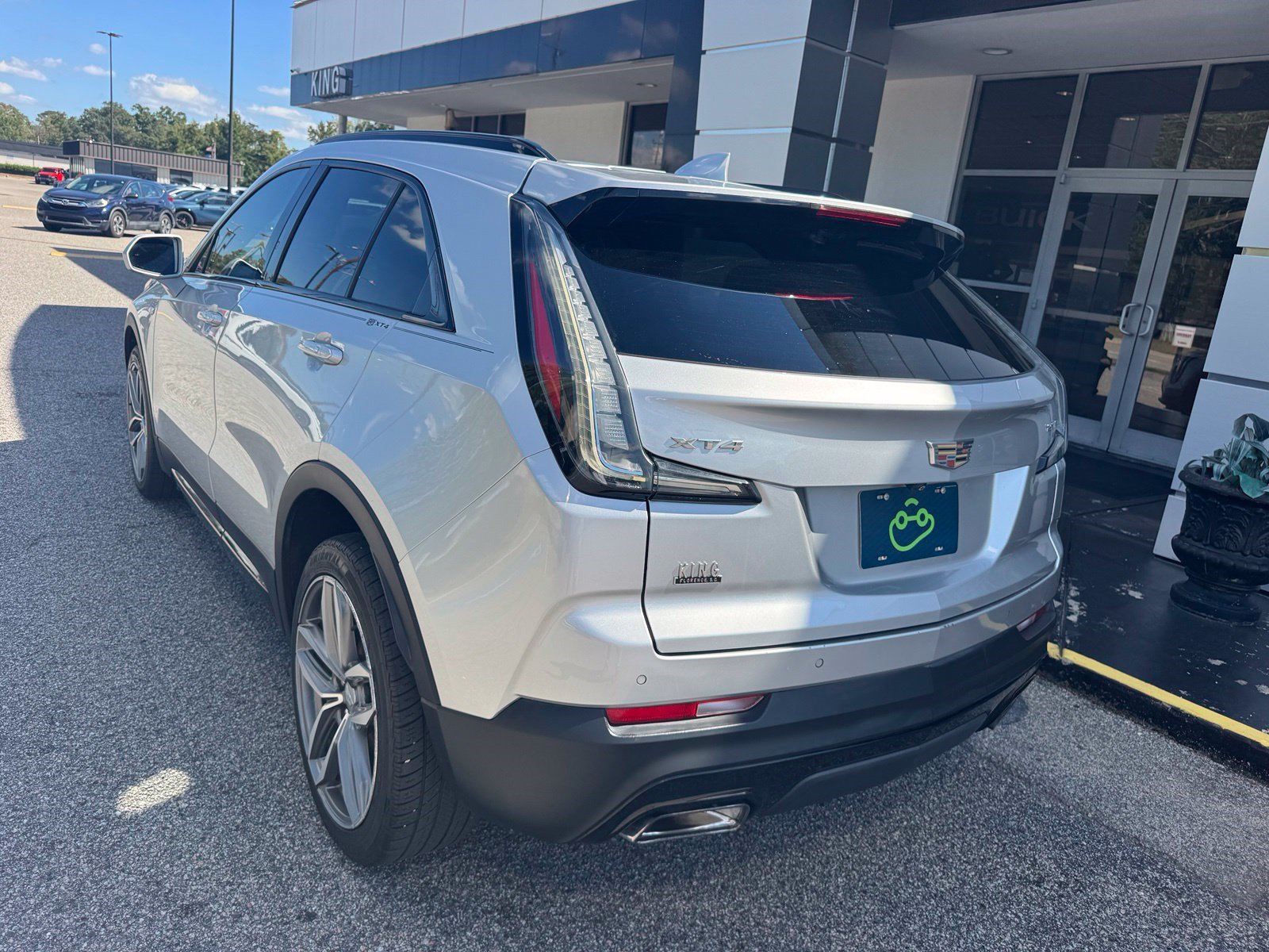 Certified 2019 Cadillac XT4 Sport w/ Cold Weather Package FWD image 11