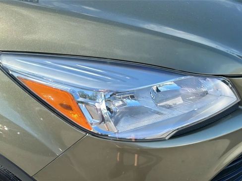 Used 2013 Ford Escape SEL w/ Class II Trailer Tow Pkg FWD image 41