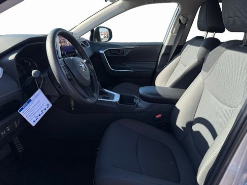 Certified 2025 Toyota RAV4 LE image 10