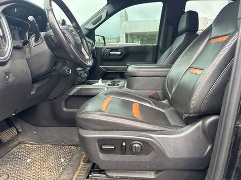 Used 2021 GMC Sierra 1500 AT4 w/ AT4 Premium Package AWD/4WD image 9